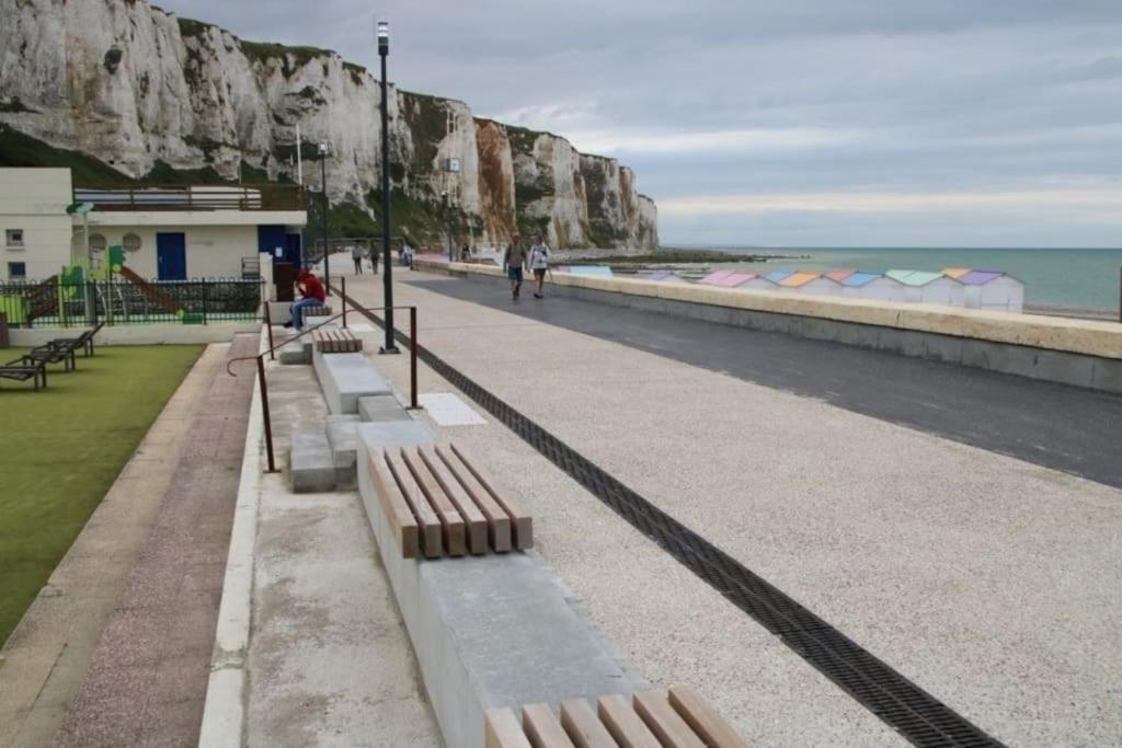 Logement A Deux Pas De La Plage Et Des Commerces Ле-Трепор Екстер'єр фото